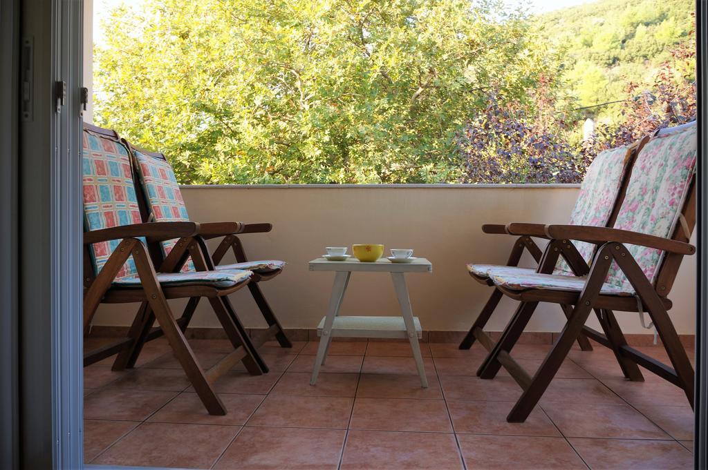 Villa The Platanus Tree Kato Vasiliki المظهر الخارجي الصورة